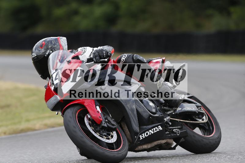 /32 07.07.2025 Plüss Moto Sport ADR/Freies Fahren/44